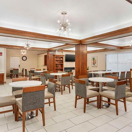 Best Western Plus Riata Brownwood Ngoại thất bức ảnh