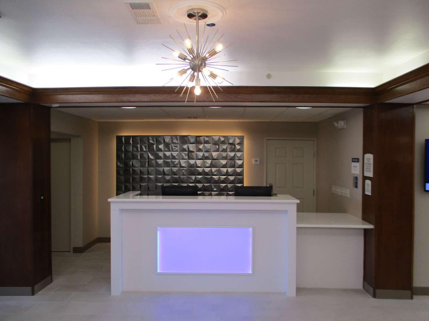 Best Western Plus Riata Brownwood Ngoại thất bức ảnh