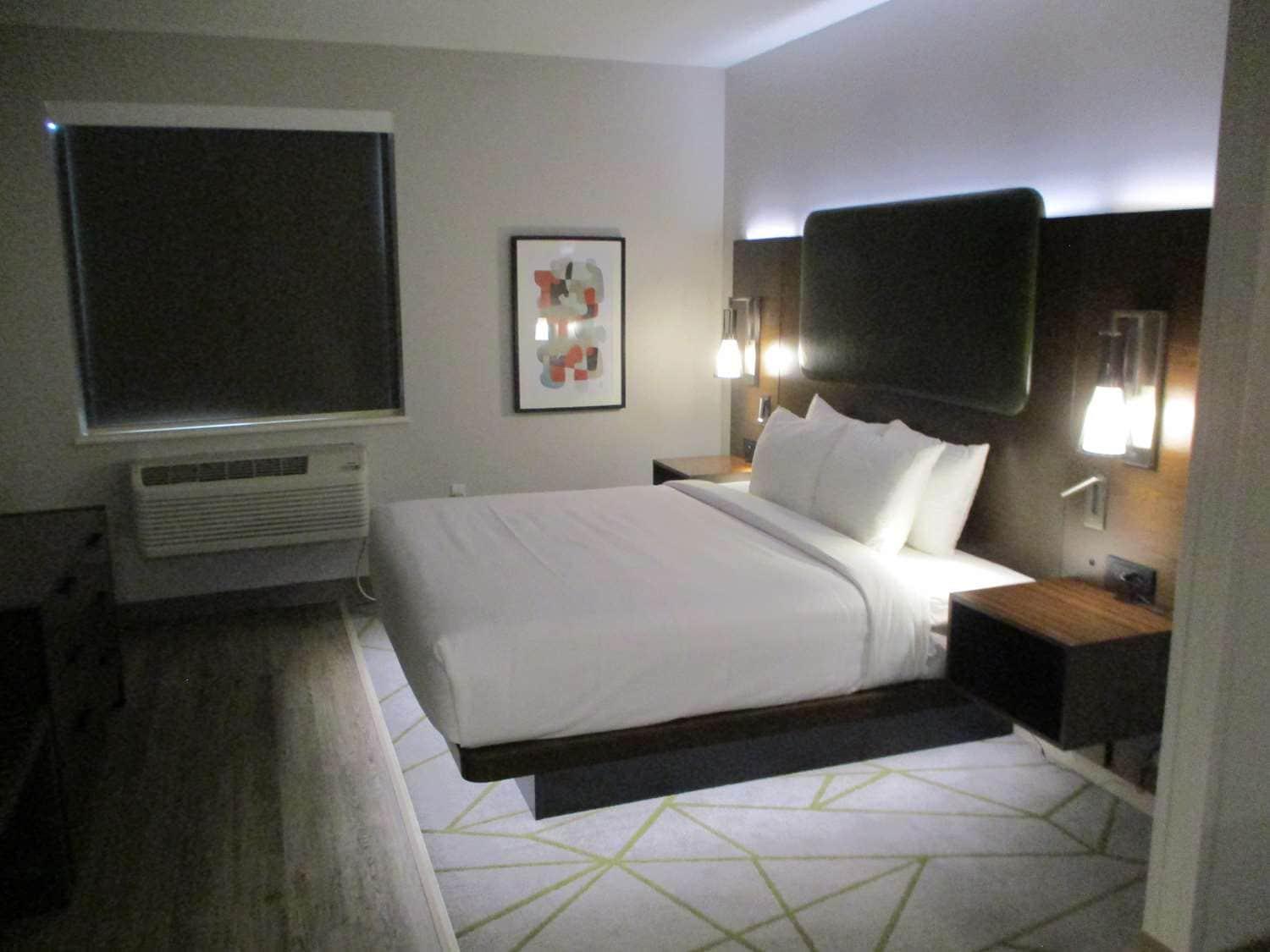 Best Western Plus Riata Brownwood Ngoại thất bức ảnh