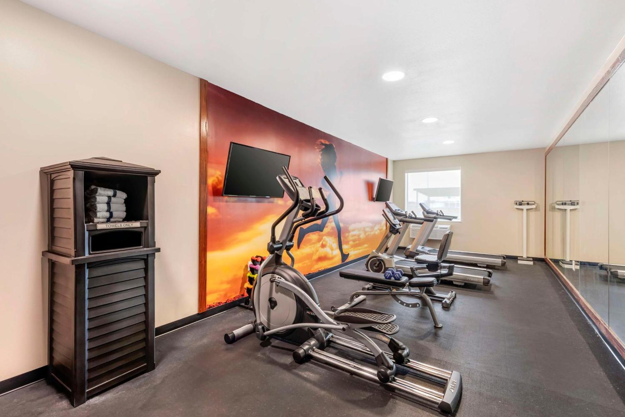 Best Western Plus Riata Brownwood Ngoại thất bức ảnh