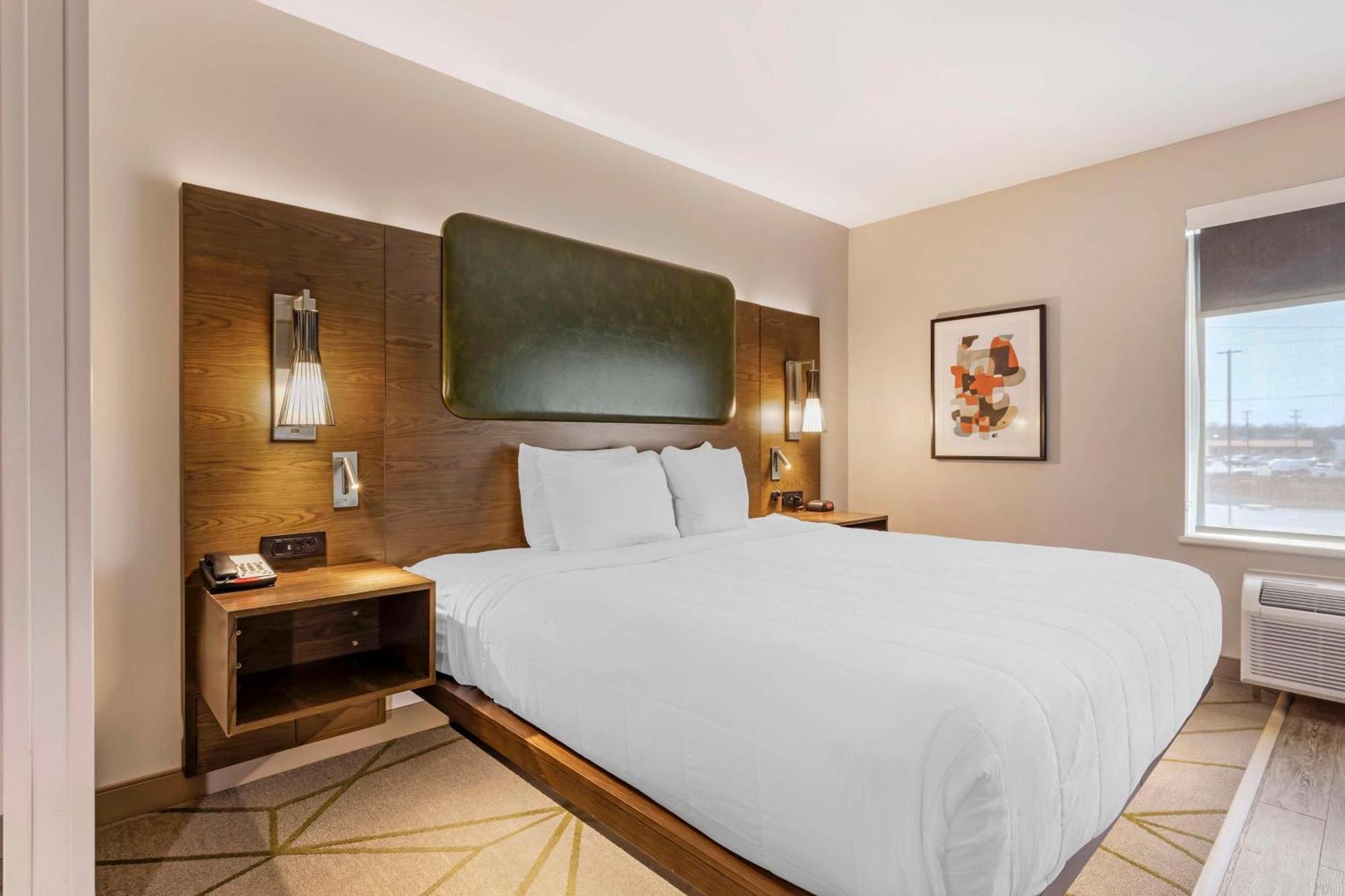 Best Western Plus Riata Brownwood Ngoại thất bức ảnh